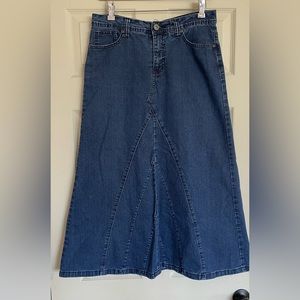 Cute Cato denim skirt